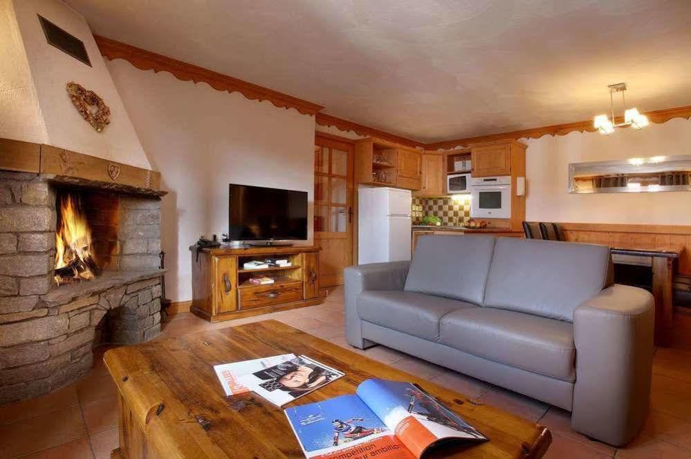 Chalet Des Neiges Plein Sud วัลโตรองส์ ภายนอก รูปภาพ